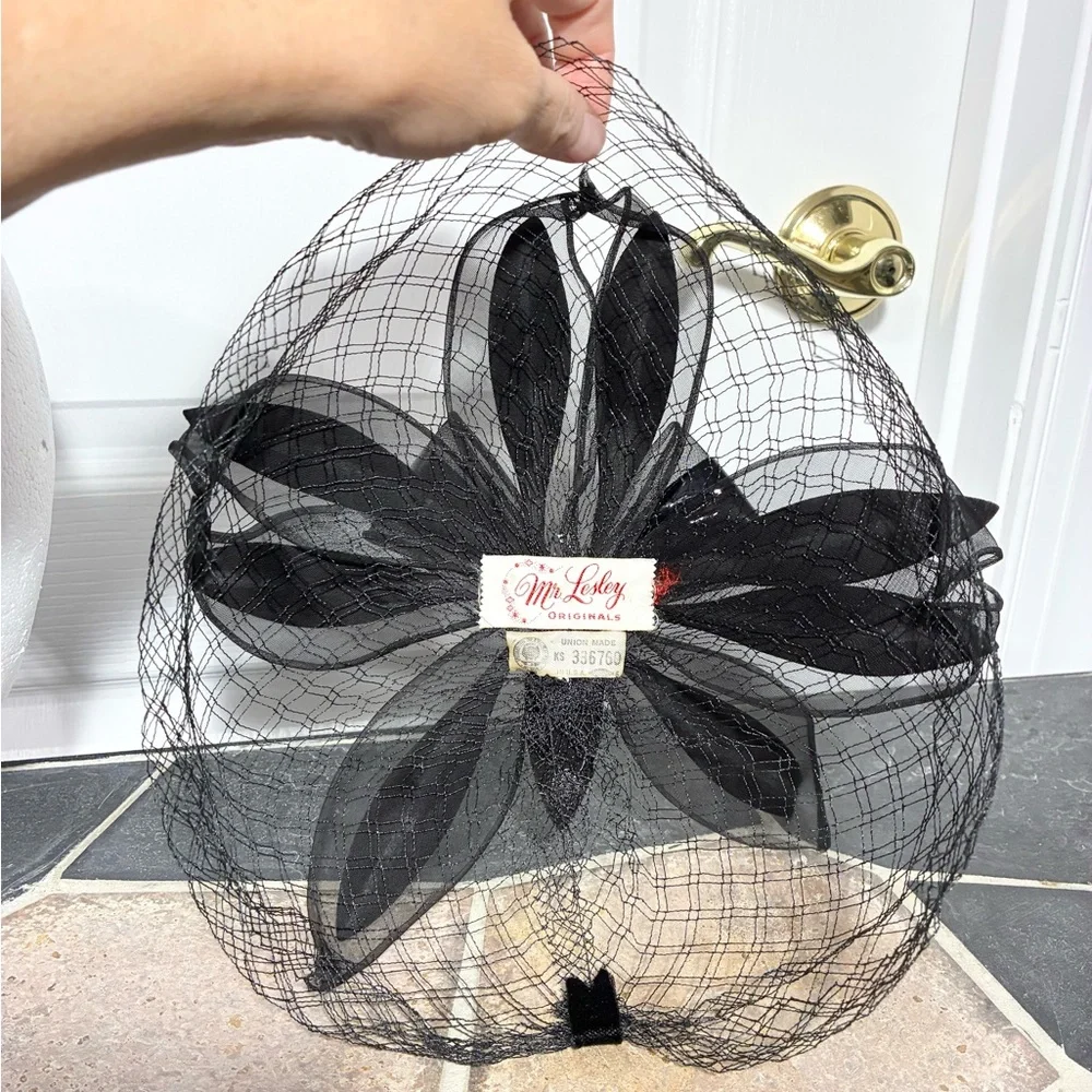 50s Mr. Lesley Veiled Cocktail Hat Black UNION MADE USA Vintage